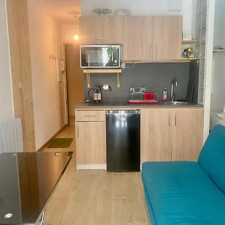 公寓 Cosy, Terrasse, Parking A Carnoles *