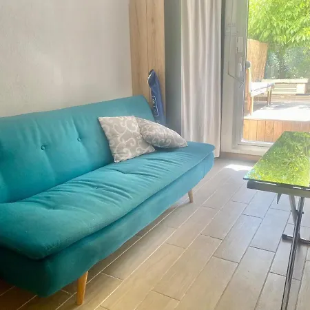 Cosy, Terrasse, Parking A Carnoles